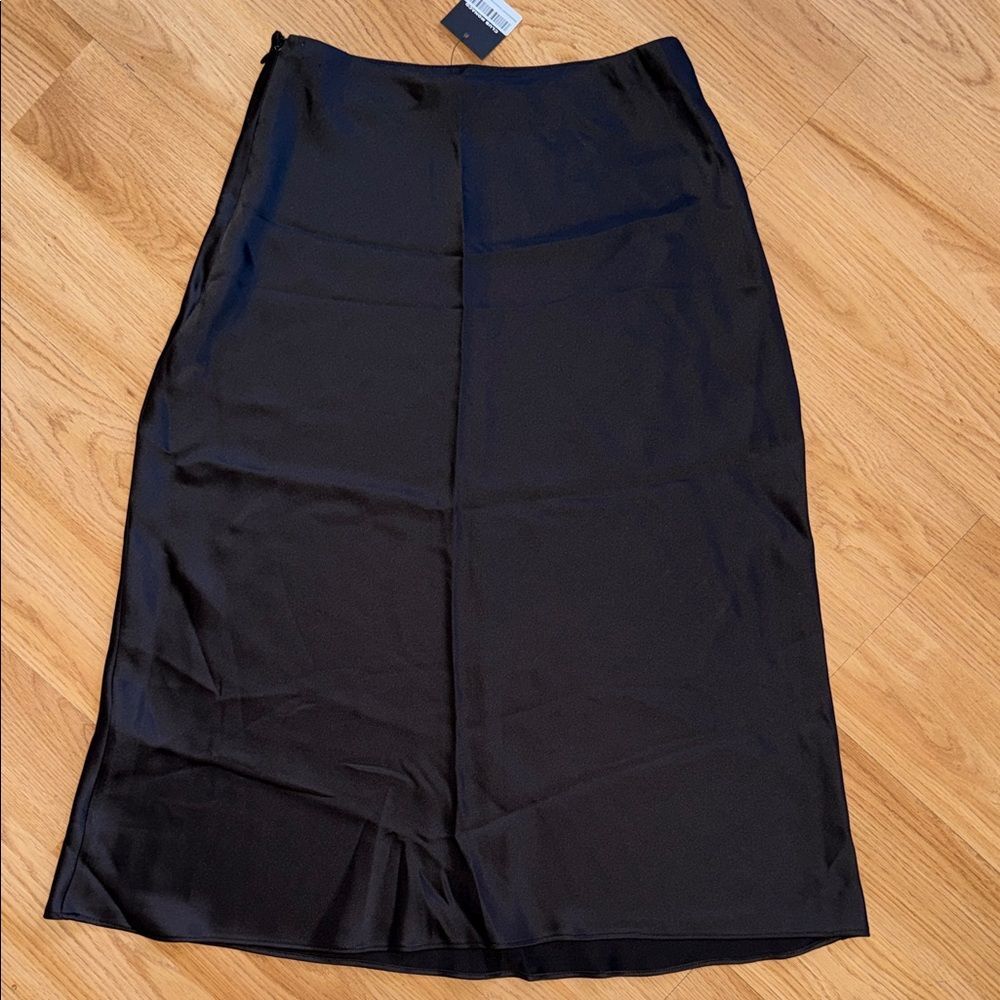 NWT Club Monaco Black Midi Slip Skirt Trycia Satin Size 00 - Picture 5 of 5